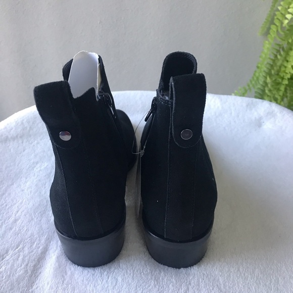 Vaneli Exnula black suede low heeled booties size 8 N NIB Water resistant - Picture 6 of 14